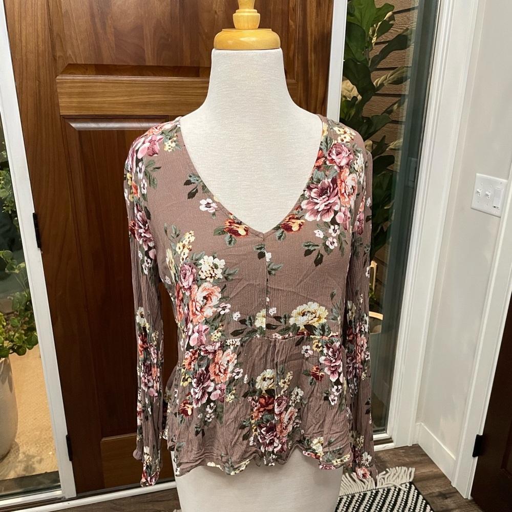 Staccato Floral Top Size Small